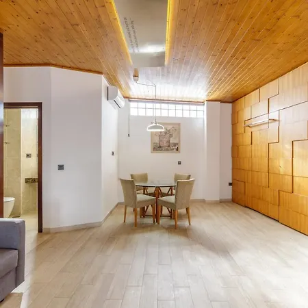 Autor By Caleta Homes Apartman *