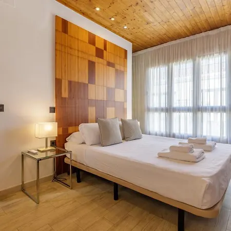Autor By Caleta Homes Apartman *